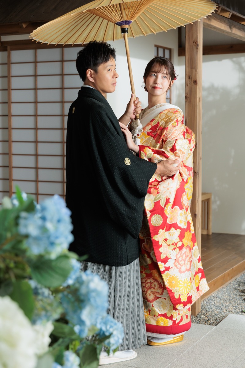 はじめは屋内庭園スタジオから