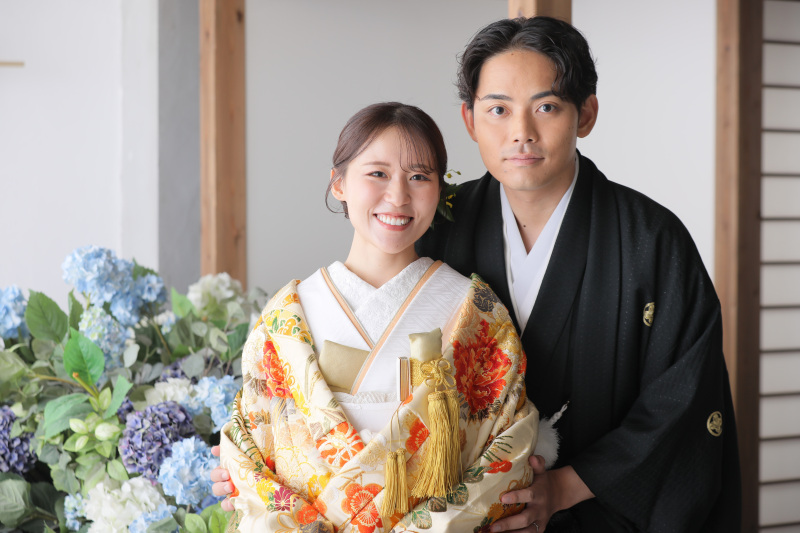 寄り添う二人