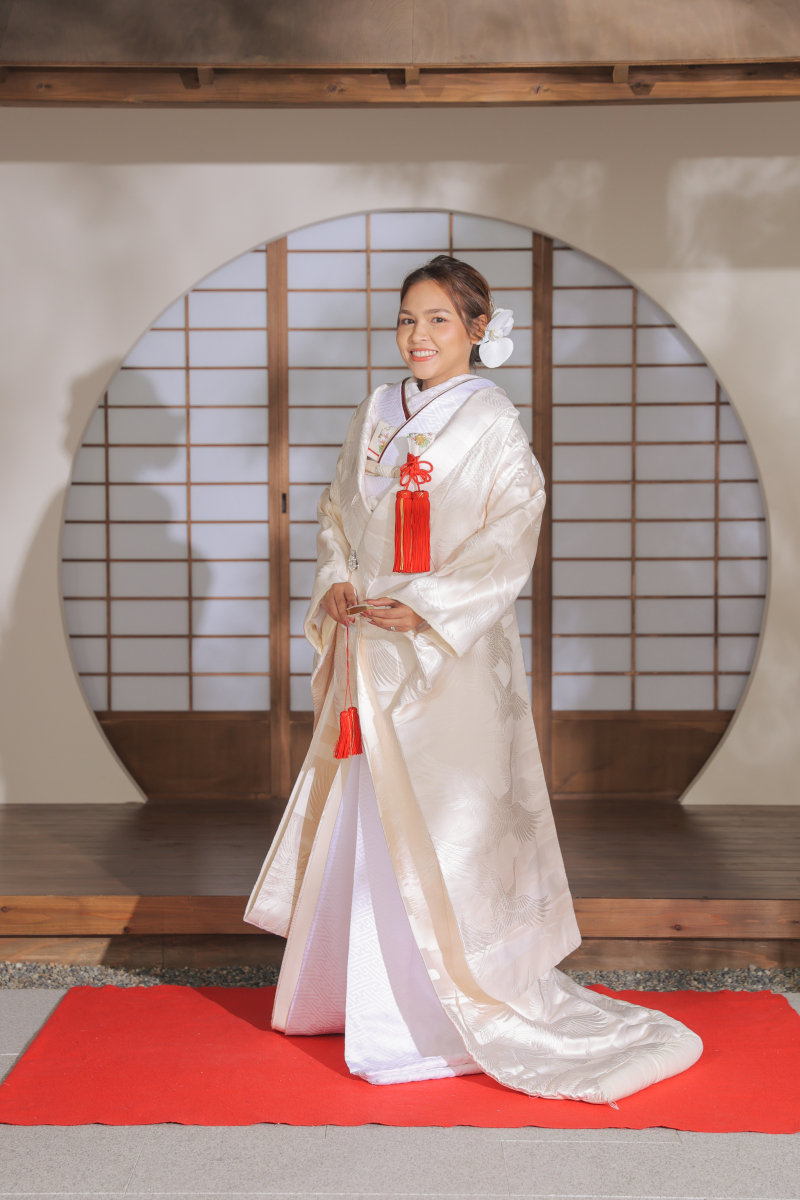 ご新婦様ソロカット(全身ver.)