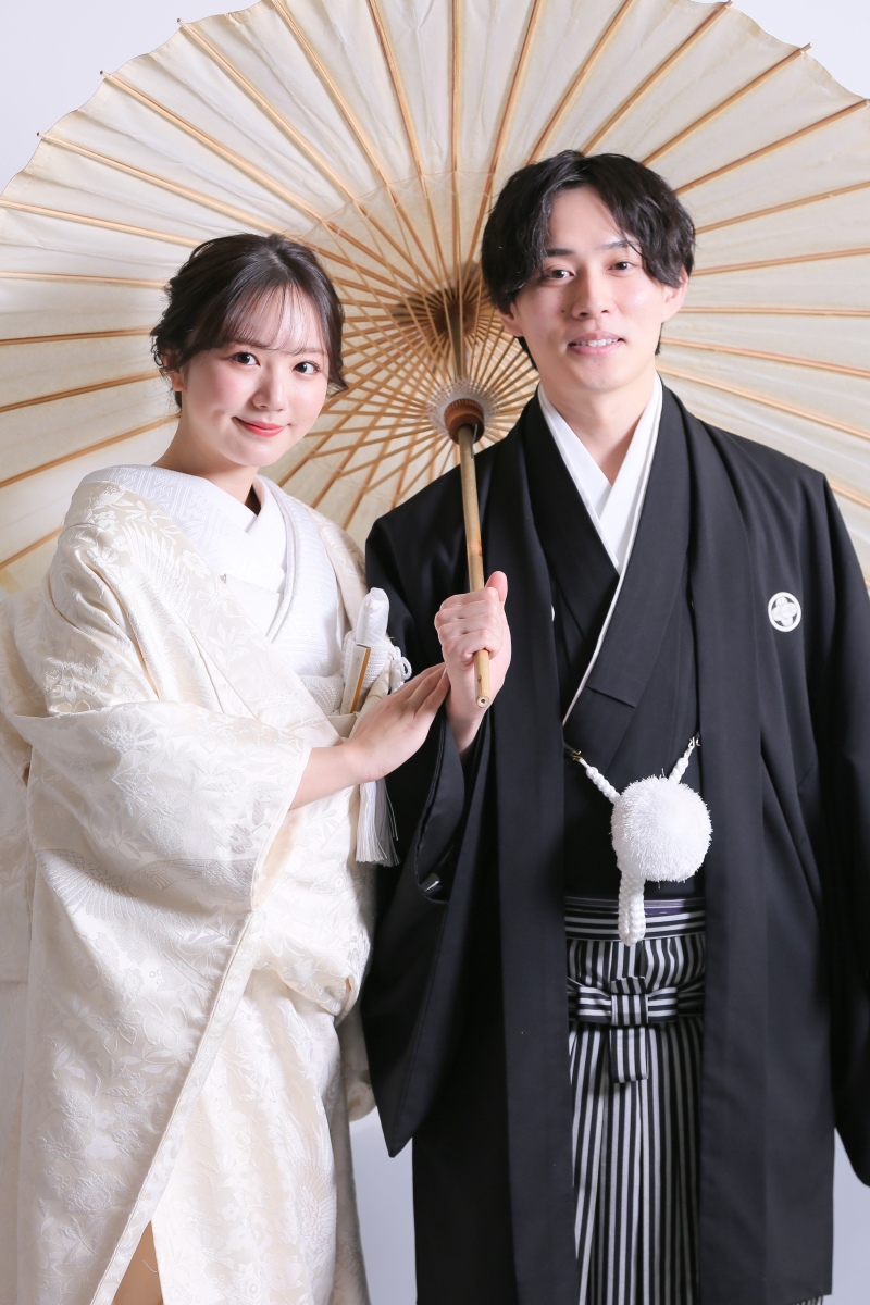 和傘も似合いますね♡