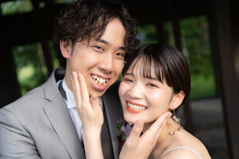 お顔を近づけて