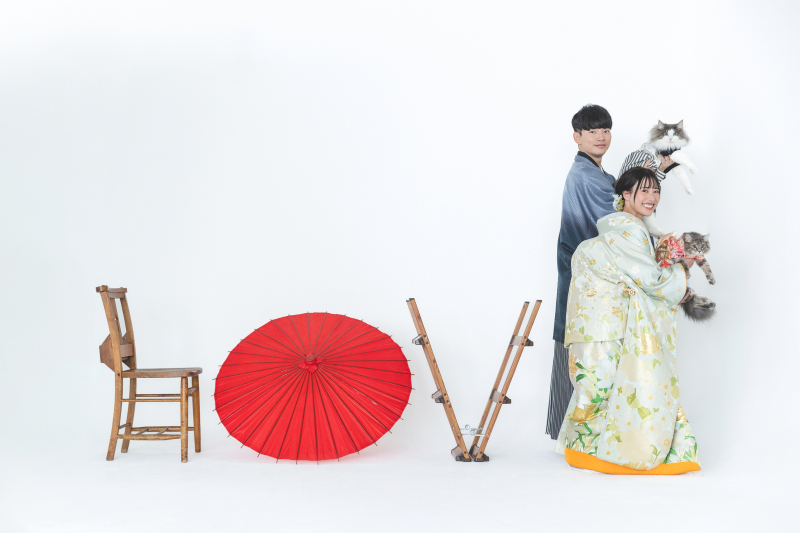 可愛らしいネコちゃんと！【和装ハウススタジオ】