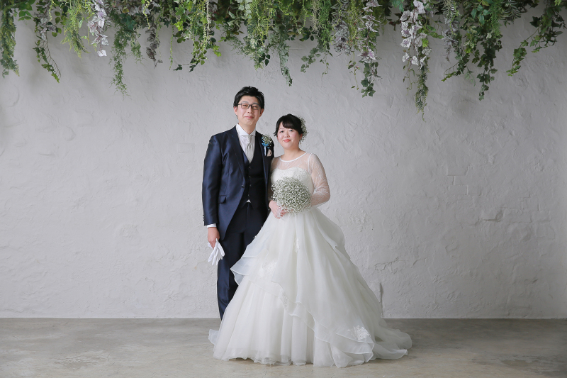 1着目・白ドレス