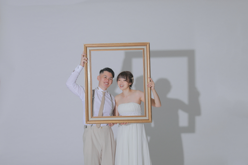 フレームからお顔！