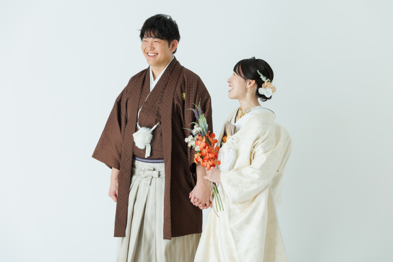手を繋いでお散歩風