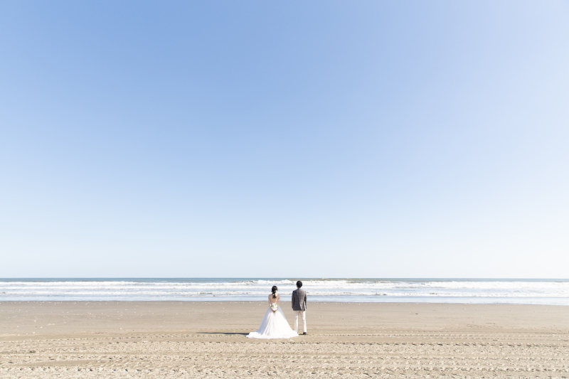 海でのウェディングフォト