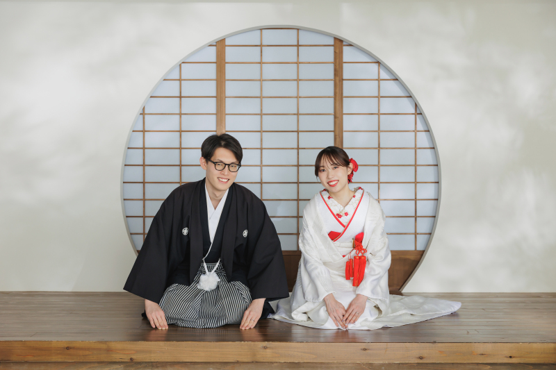 正座してご挨拶