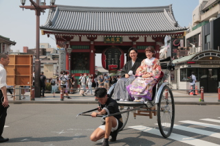 浅草周遊＋人力車ロケーション