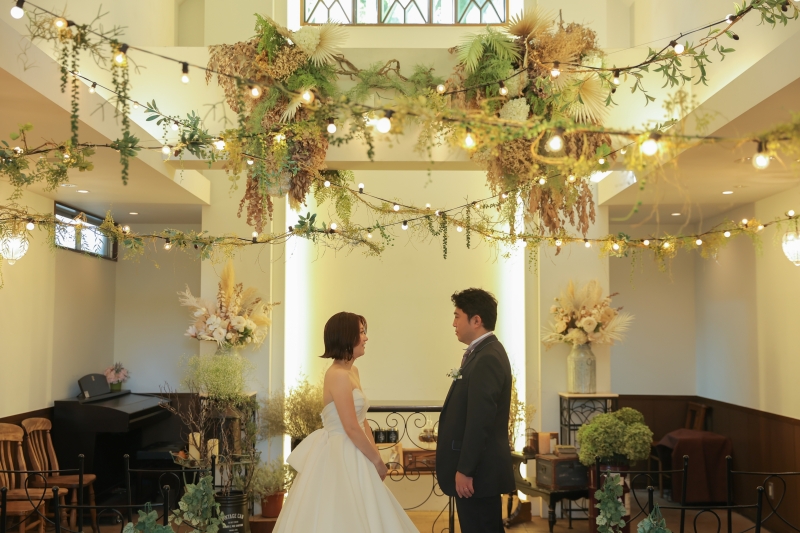 ドライフラワーに囲まれて