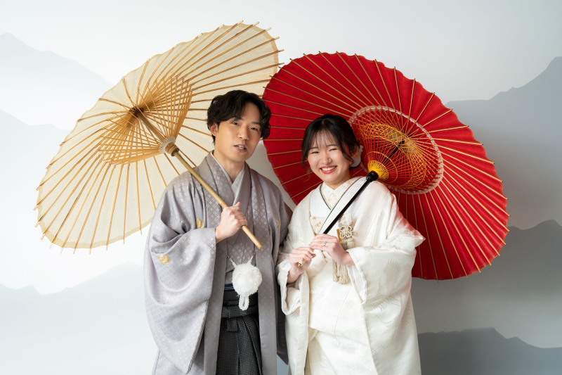 和傘で華やかに