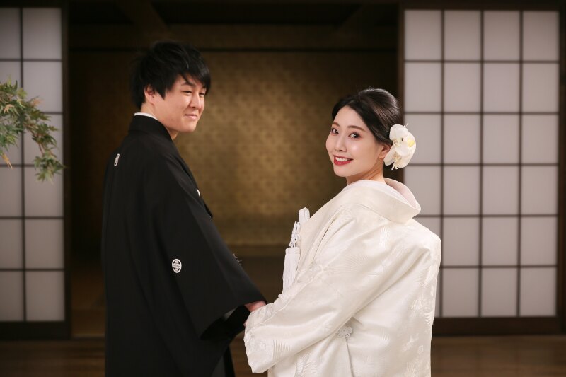 歩きながらの振り向きショット