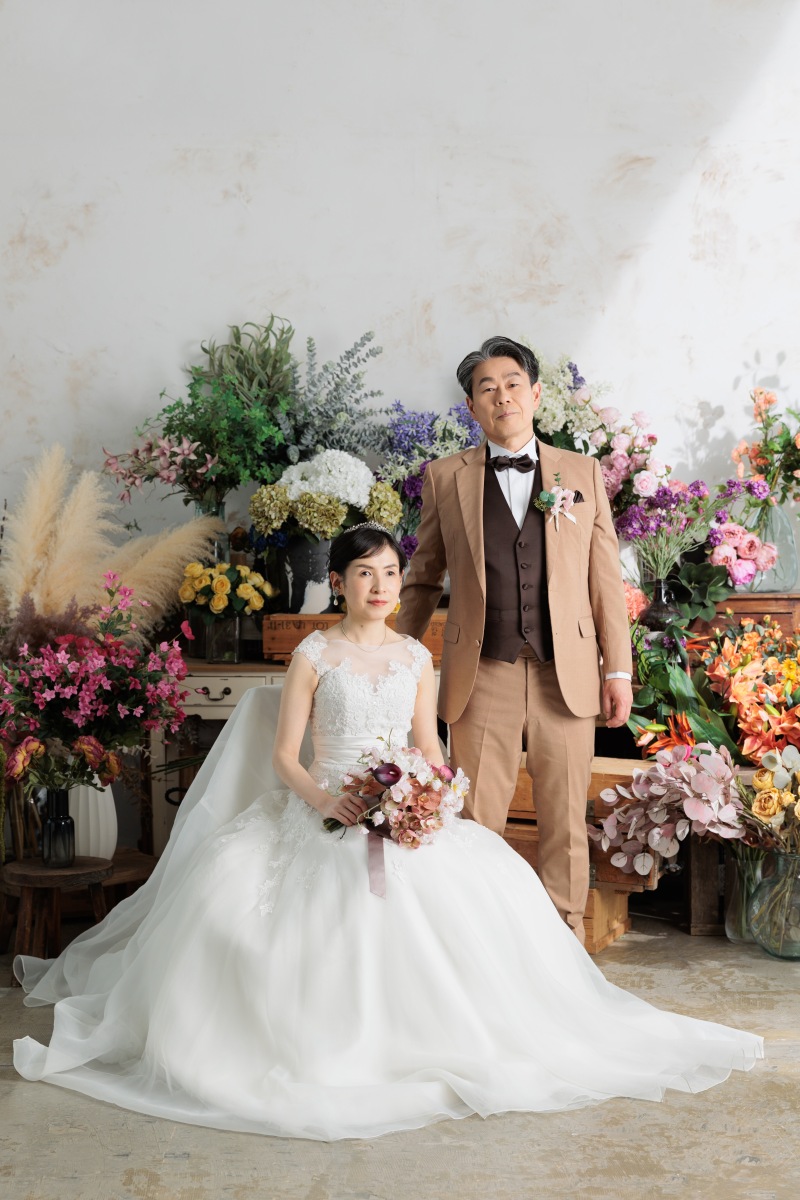 椅子にお掛けいただいて 