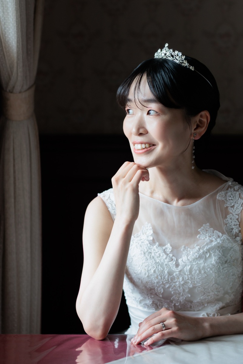 ご新婦様の上品なソロカット