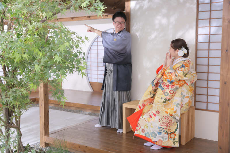 庭園を眺めて