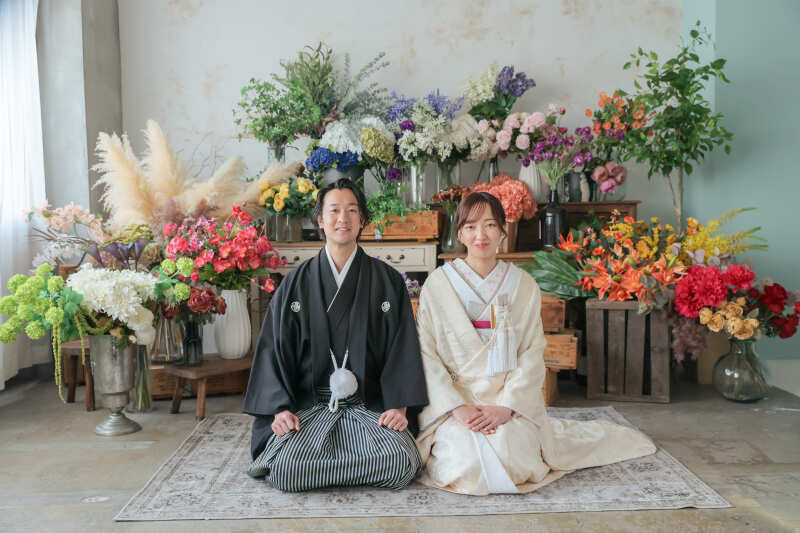 華やかな正座ショット