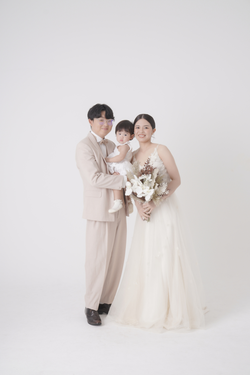 シンプルにおしゃれに！お子様と一緒に洋装スタジオplus