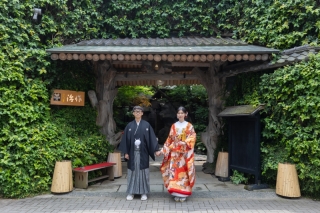 和装洋装どちらも着れる【つきじ治作ロケーション】