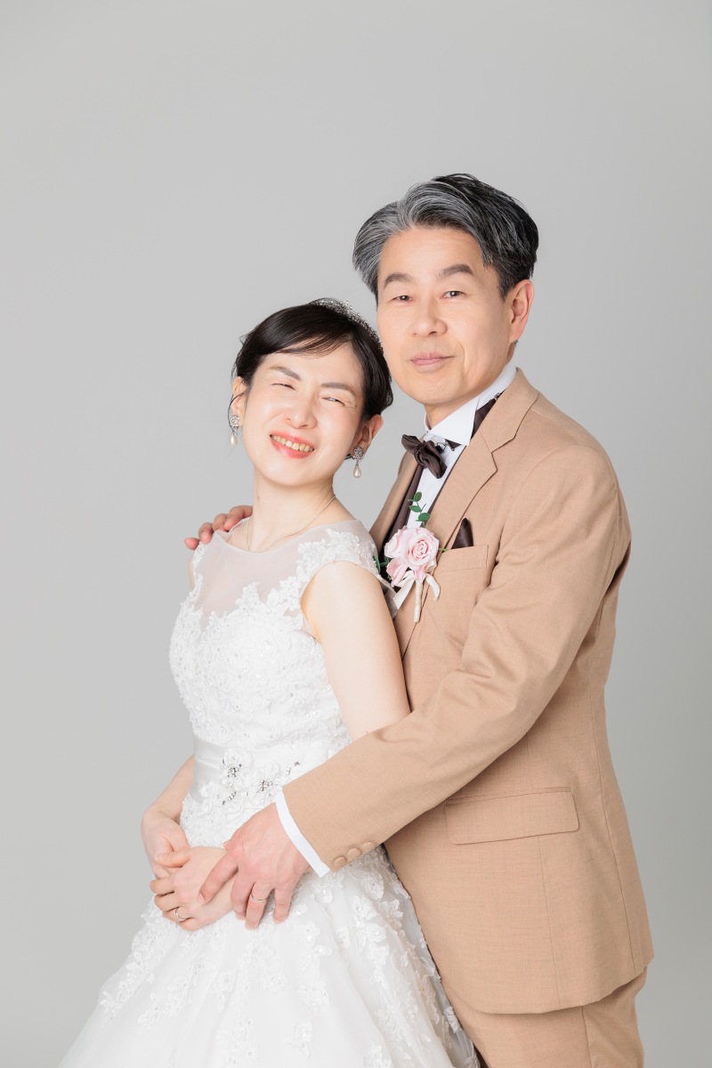 後ろからギュっと近づいて 