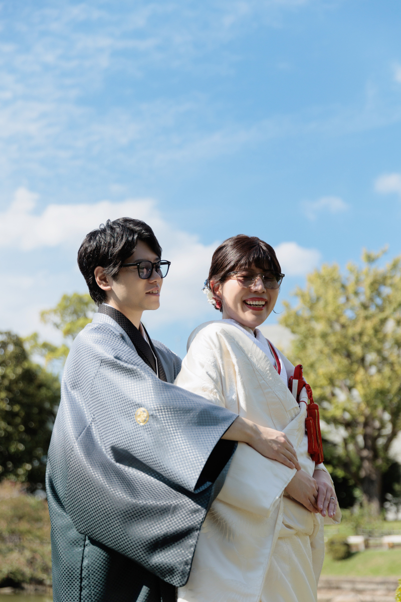 サングラスをつけて