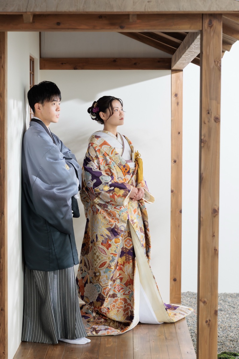 色打掛に着替えて