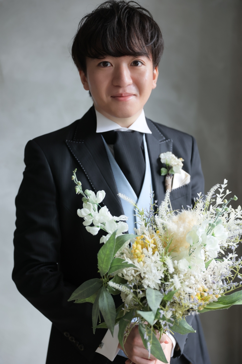 ご新郎様もブーケ