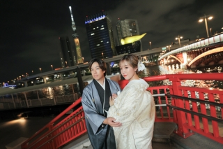 夜の浅草で前撮り！