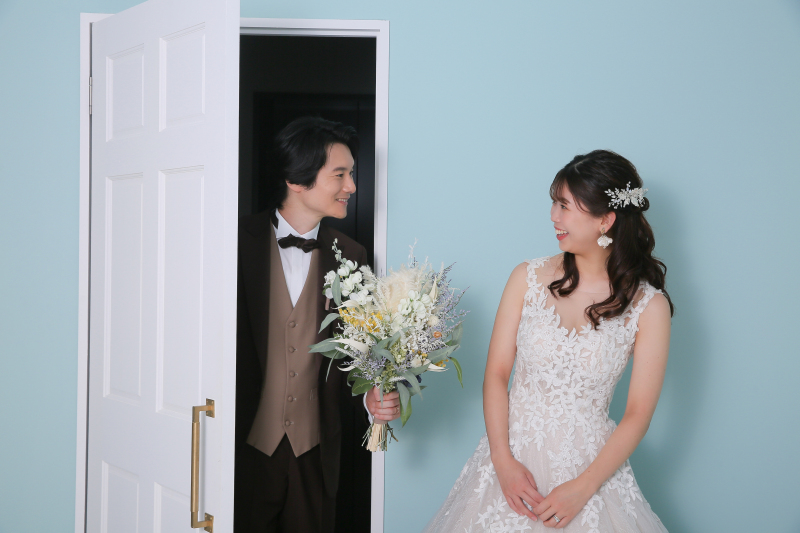 ドアからひょっこり