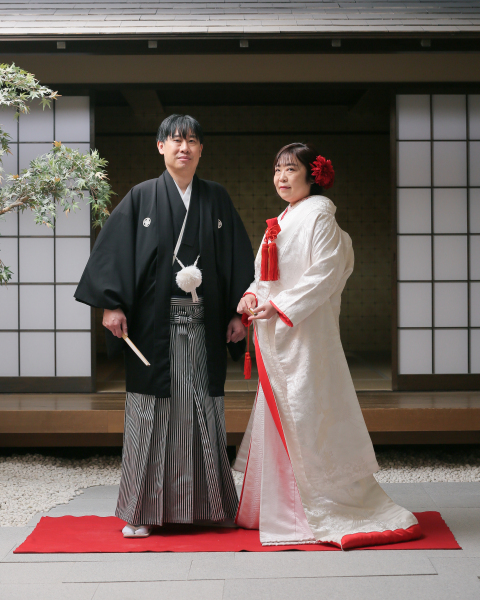 和装の正式な立ち姿です。