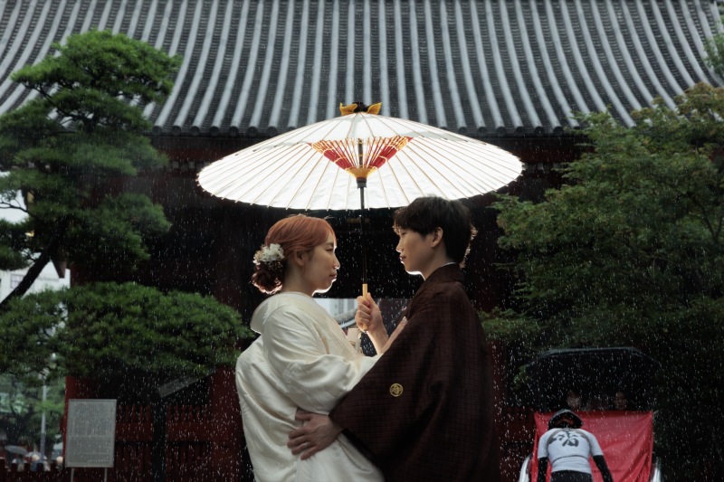 雨と一緒に