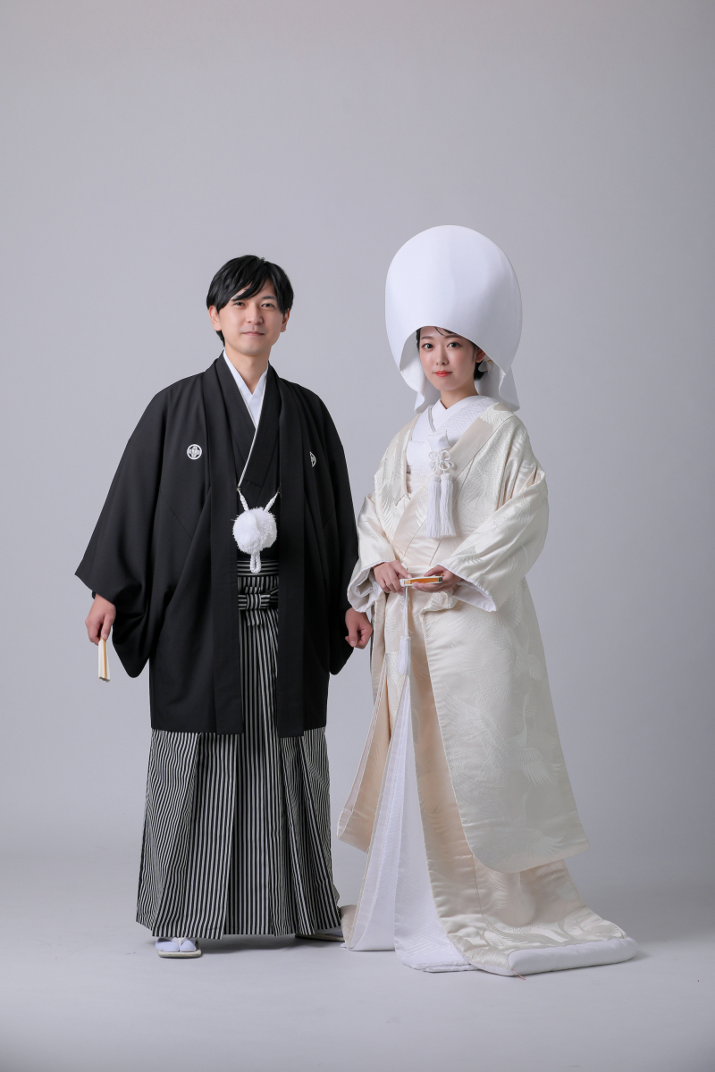 伝統的な立姿。