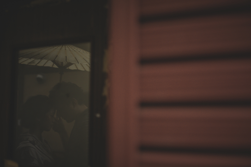 町の情景を活かして