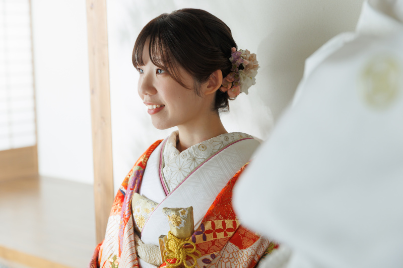 ご新郎様越しに