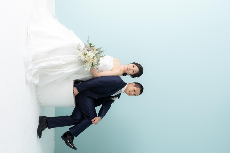 まずはティファニーブルーの背景で