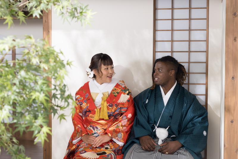 同じ椅子に座って。