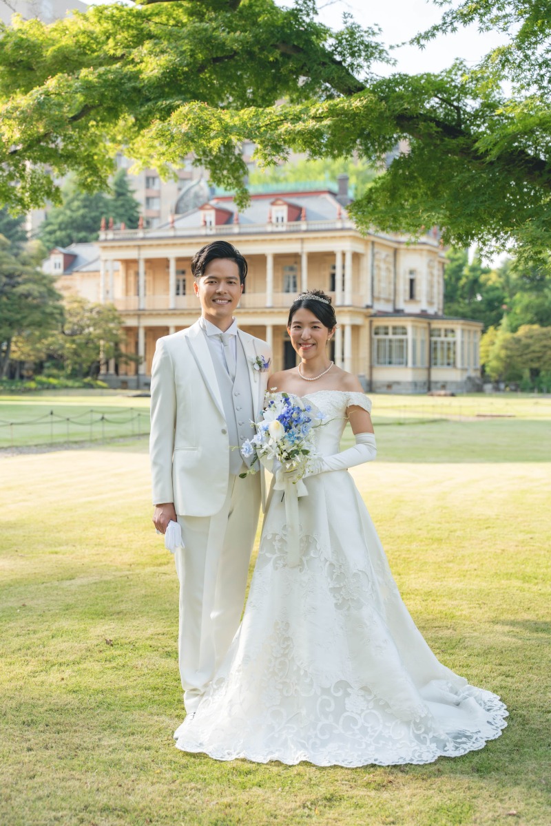 フォーマルな立ち姿