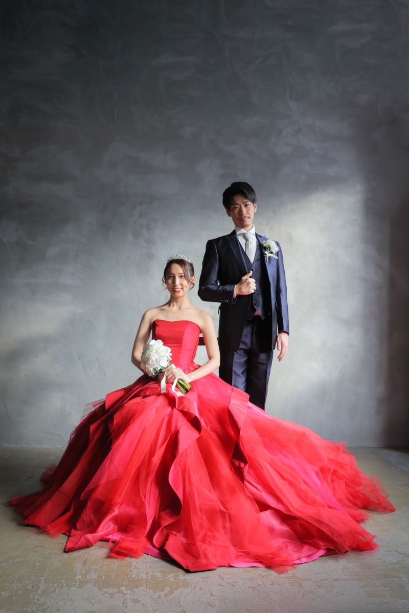 2着のドレスで彩るスタジオ撮影