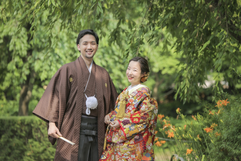 華やかな色打掛