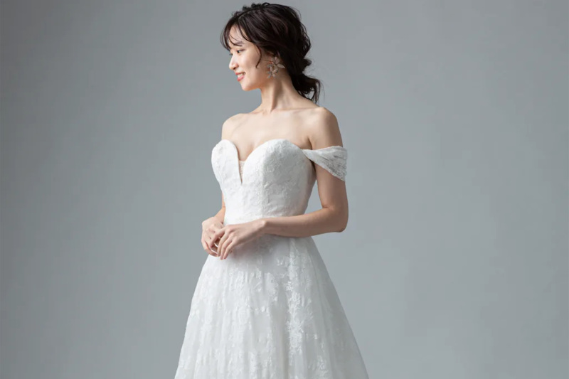 PRONOVIAS (プロノビアス)
