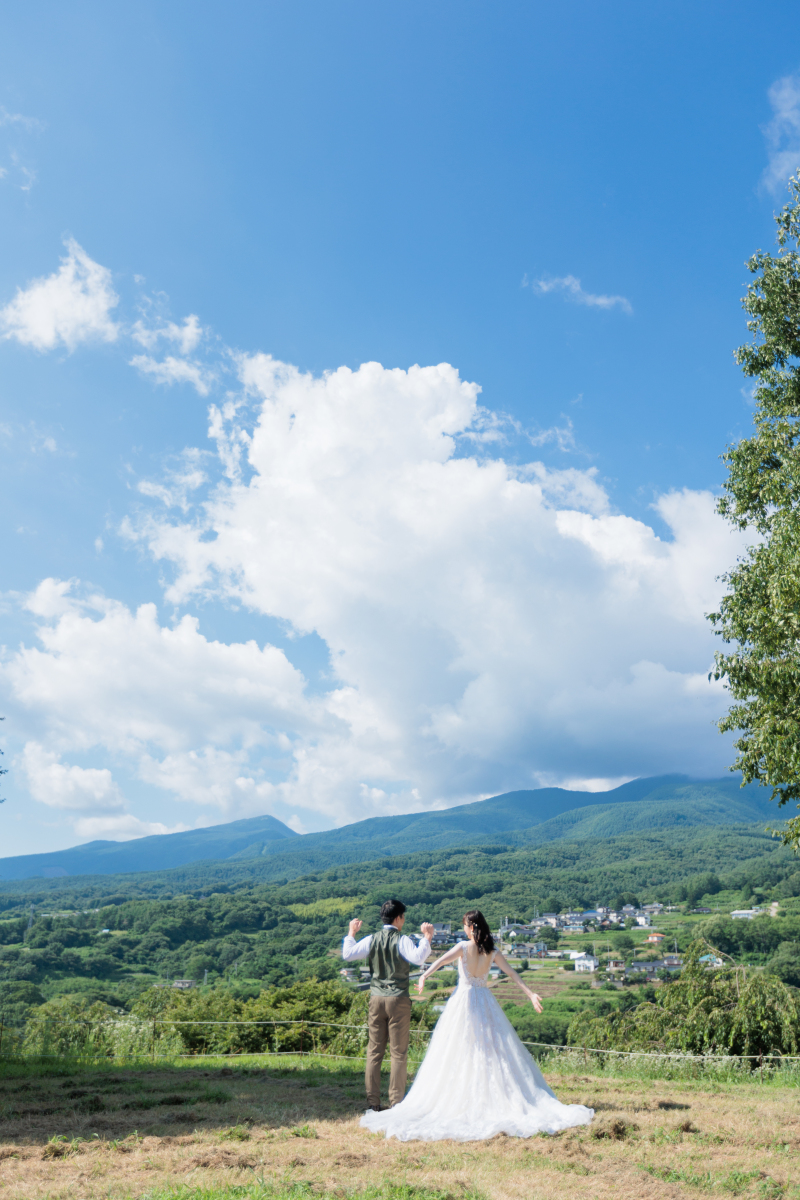 ロケーションはお二人と風景を大事にしたお写真が得意です。お二人の雰囲気に合わせて提案させていただきます。
