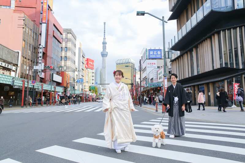 徒歩で行けるロケ地⭐︎【浅草名所巡りロケーション（和装or洋装）】全データ美肌レタッチ付き(200カット) + 台紙1冊