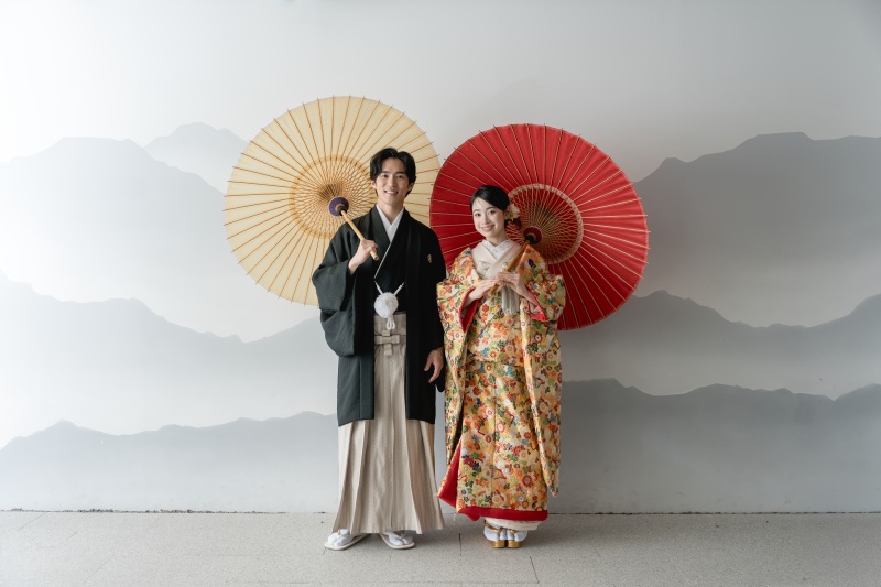 【洋装ハウススタジオ+和装屋内庭園スタジオプラン】全データ美肌レタッチ付き(300カット) + 台紙1冊