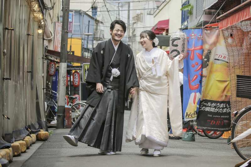 徒歩で行けるロケ地⭐︎【浅草名所巡りロケーション（和装or洋装）】全データ美肌レタッチ付き(200カット) + 台紙1冊