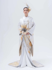 WU00175　銀地針松に飛翔鶴