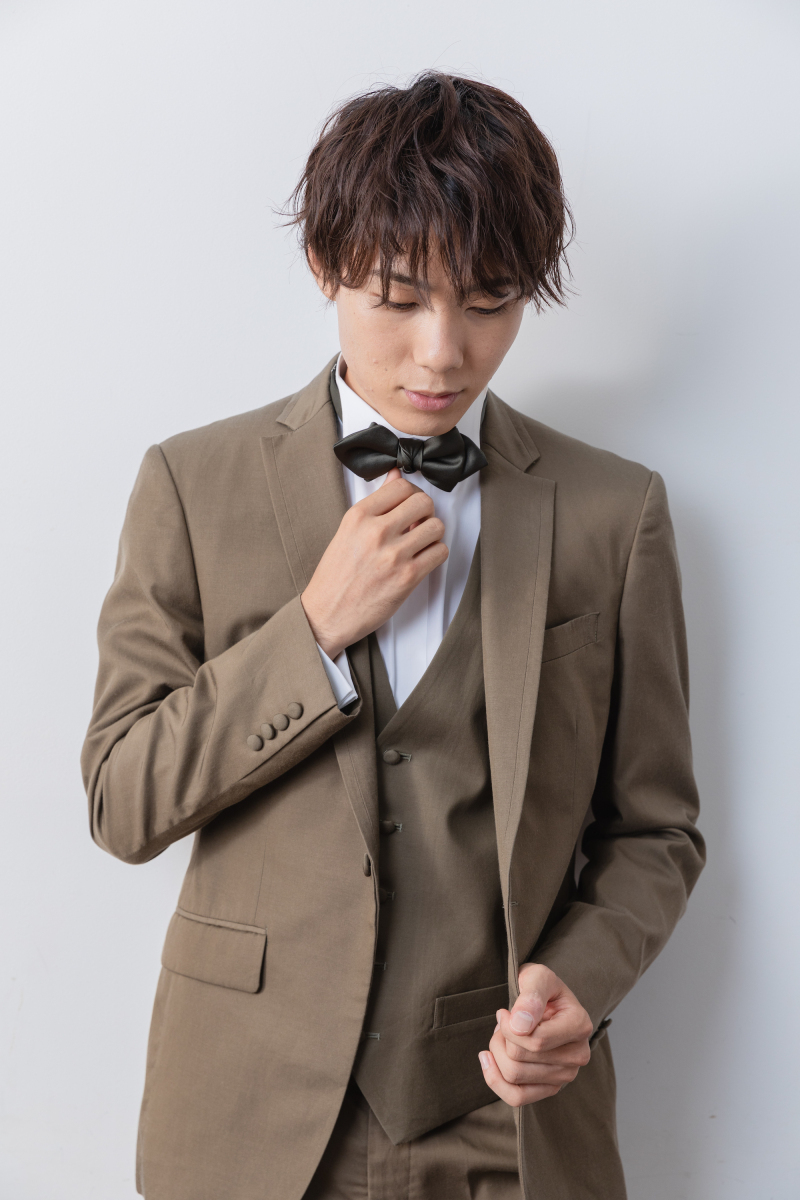ノッチドラペルカジュアルカーキタキシード/カーキ