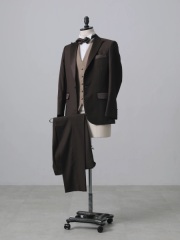 サテンノッチドラペルブラウンタキシード