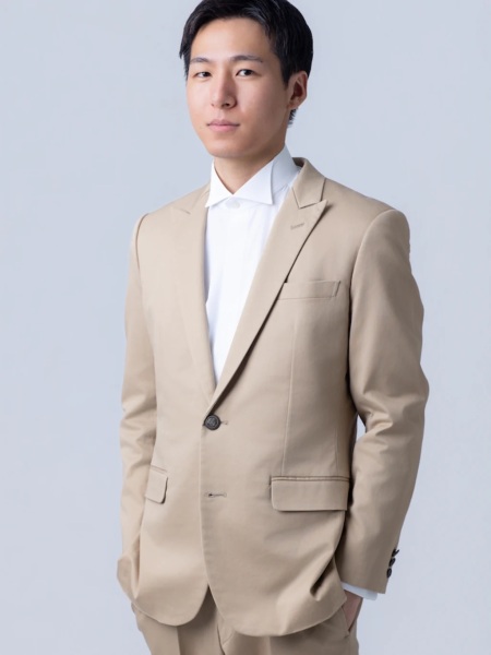 ブラウンタキシード