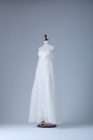 11404 胸元リボン花刺繍チュール