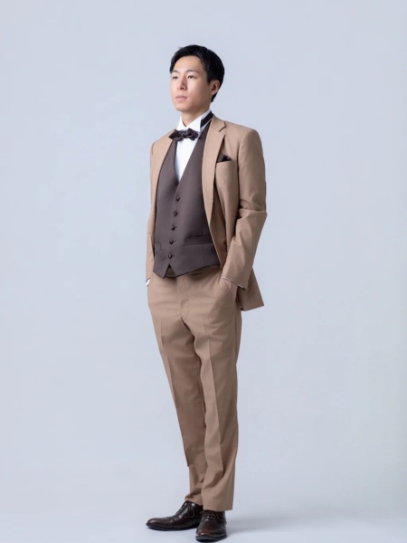 ノッチドラペルサテンベスト/キャメル