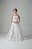 ★10983 刺繍　後ろティアード