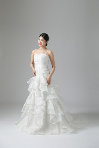 10761 ギャザーティアードフリル